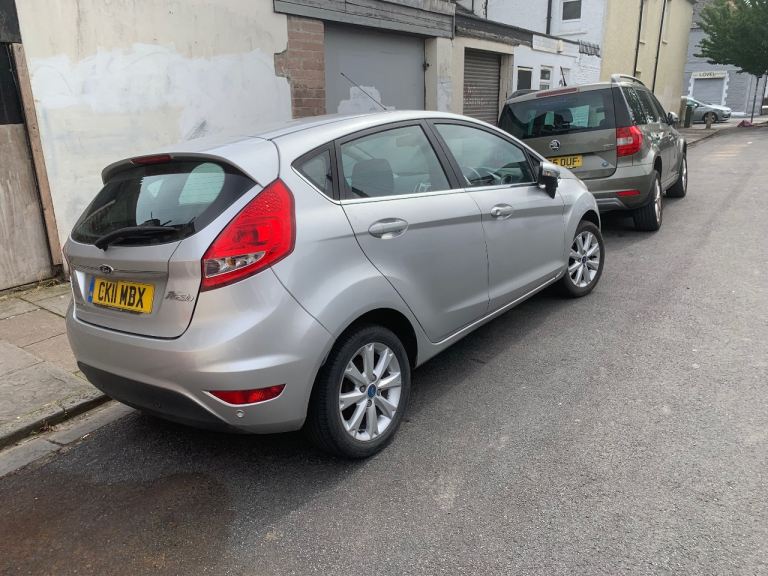 Ford, FIESTA, Hatchback, 2011, Manual, 1388 (cc), 5 doors