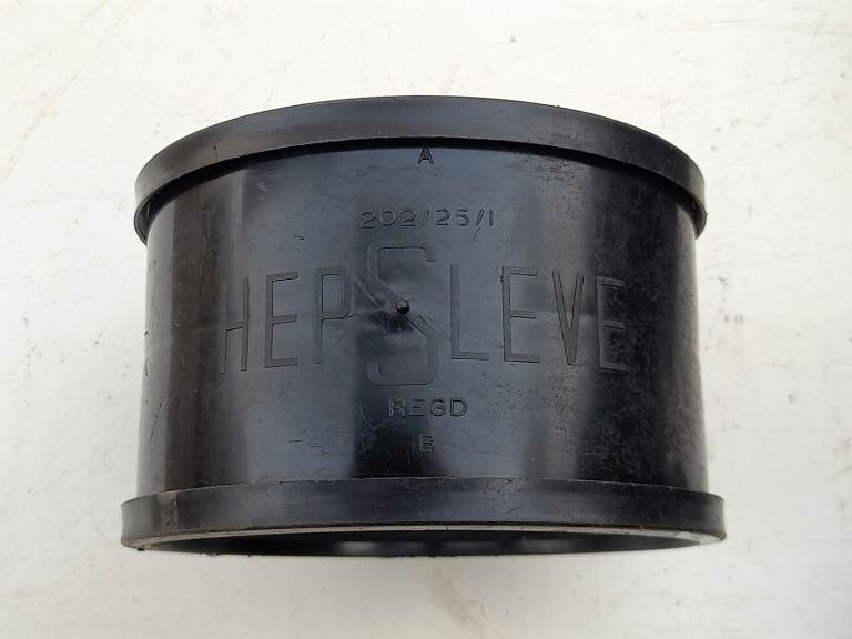 Hepsleve  clay drainage collars. 6in  
