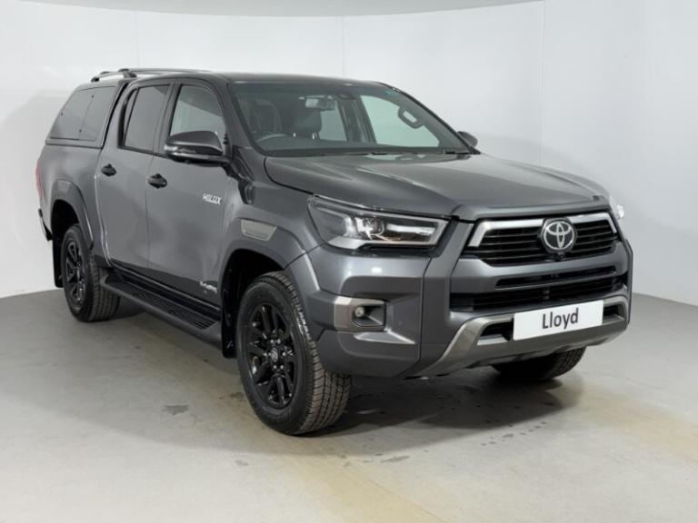 TOYOTA COMMERCIAL HILUX Invincible X D/Cab Pick Up 2.8 D 48V Auto