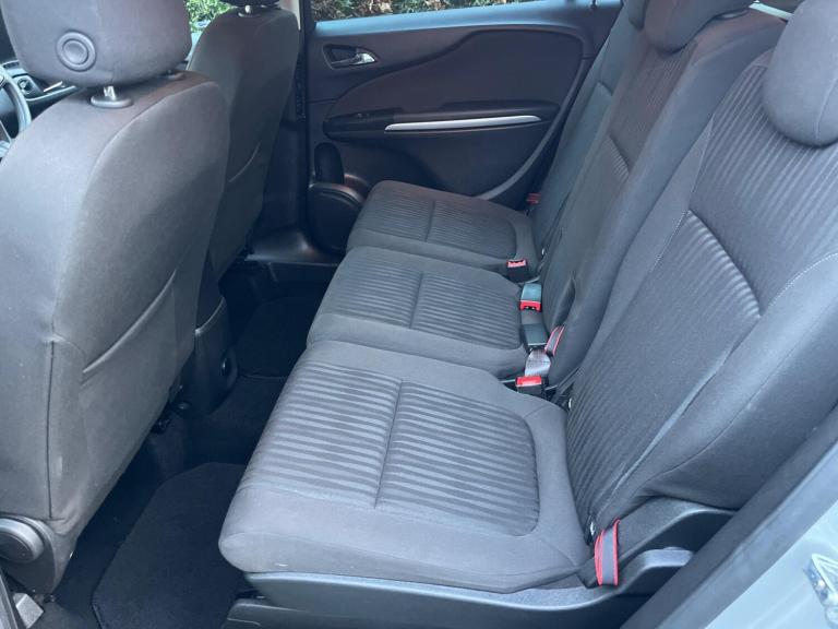 2017 Vauxhall Zafira Tourer 1.6 CDTi ecoTEC Design Euro 6 (s/s) 5dr MPV Diesel Manual