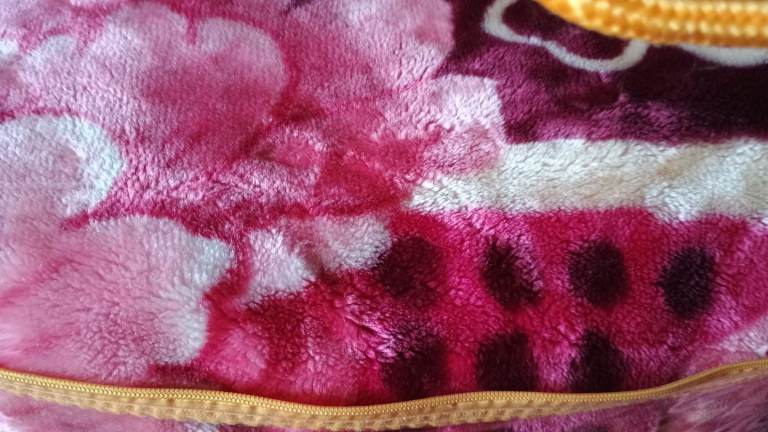 King size velvet throw new £30