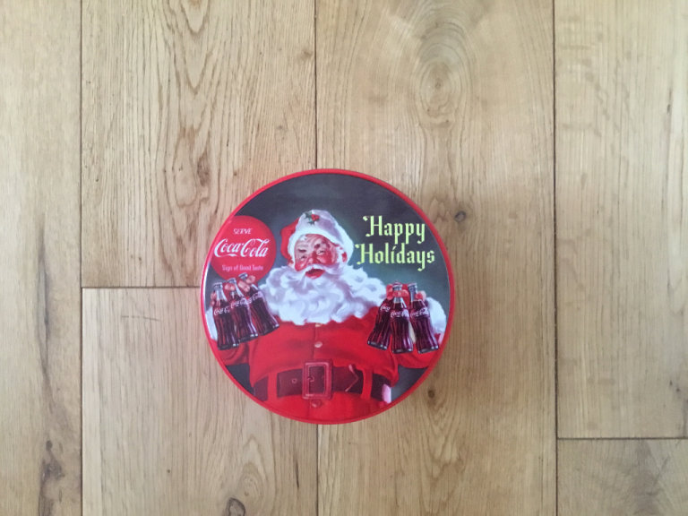 Coca Cola tin Happy Holidays 