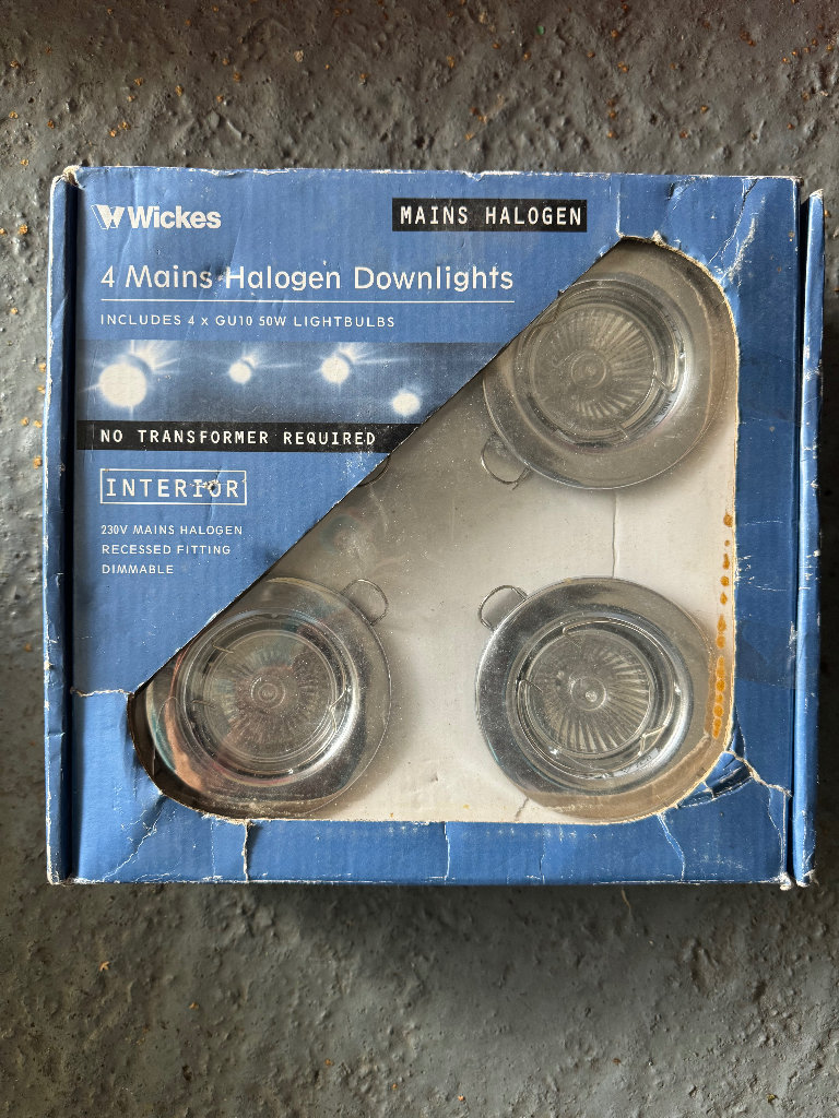 image for spotlights x 4 halogen lights