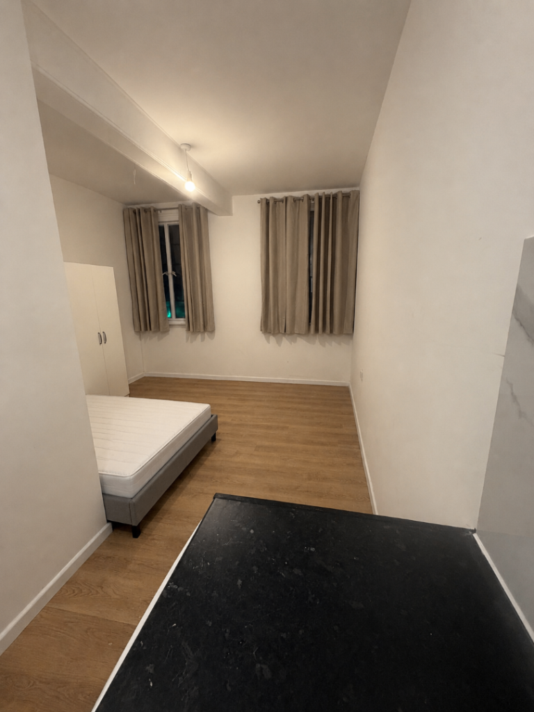 Furnished studio Flat to rent- Croydon CR0
