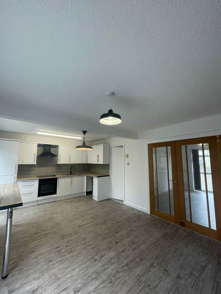 3 bedhouse for rent