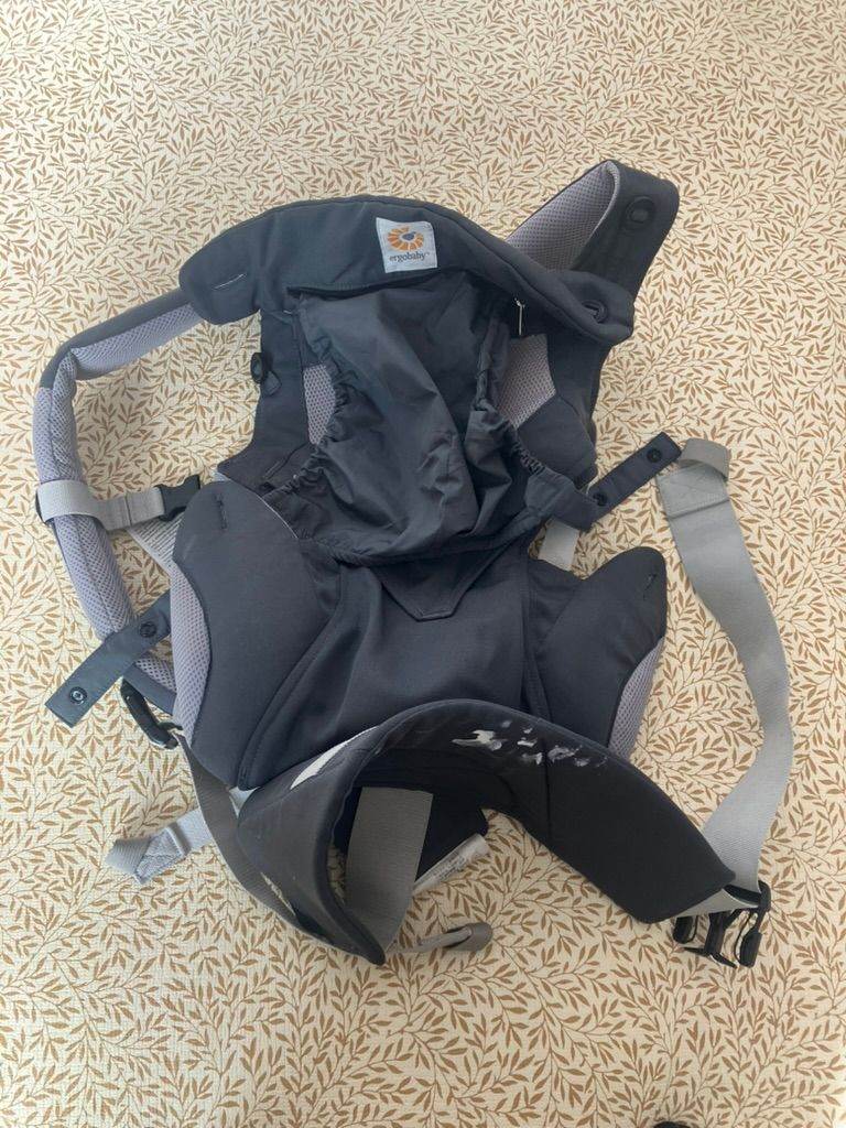 Ergobaby Omni 360 Cool Air Mesh Carrier - Pearl Grey - Birth/Newborn to Toddler