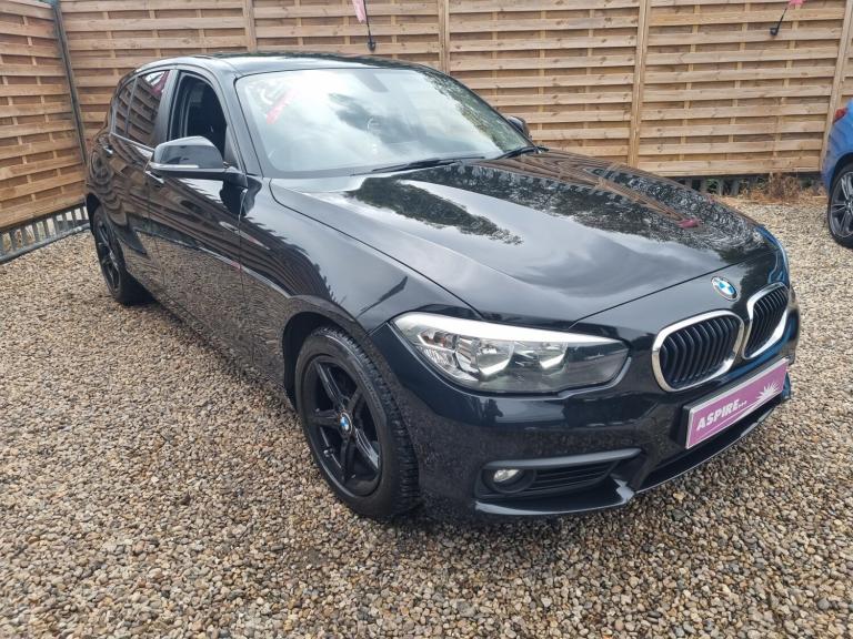 BMW 1 SERIES 1.5 118i SE 5-Door Black Manual Petrol 2016