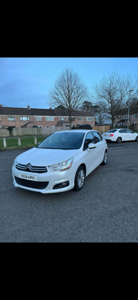 Citroen, C4, Hatchback, 2013, Manual, 1560 (cc), 5 doors