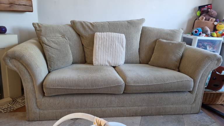 Sofa for sale 
