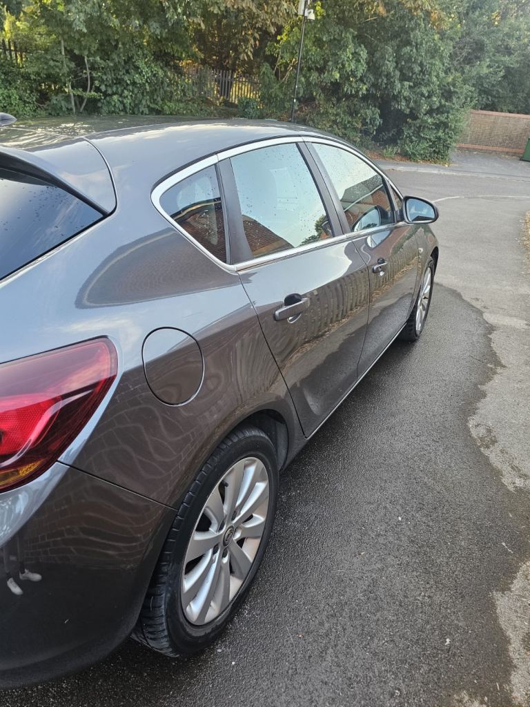 Vauxhall, ASTRA, Hatchback, 2010, Manual, spares repairs