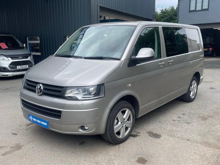 Volkswagen Transporter 2.0 TDI 140PS Highline Kombi Factory Crew Cab L1 No Vat