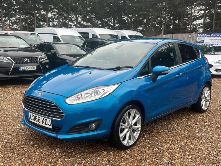 2016 Ford Fiesta 1.0T EcoBoost Titanium Euro 6 (s/s) 5dr HATCHBACK Petrol Manual