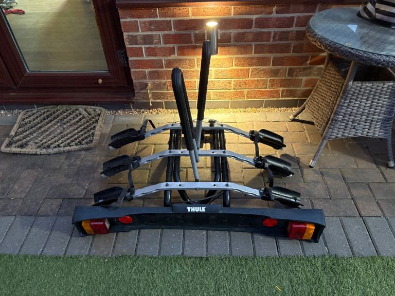 Thule  Towabar (Ball) 3 Bike Carrier 