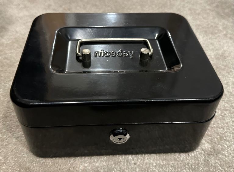 Cash Box Key lock 4 153 x 120 x 70 mm Black