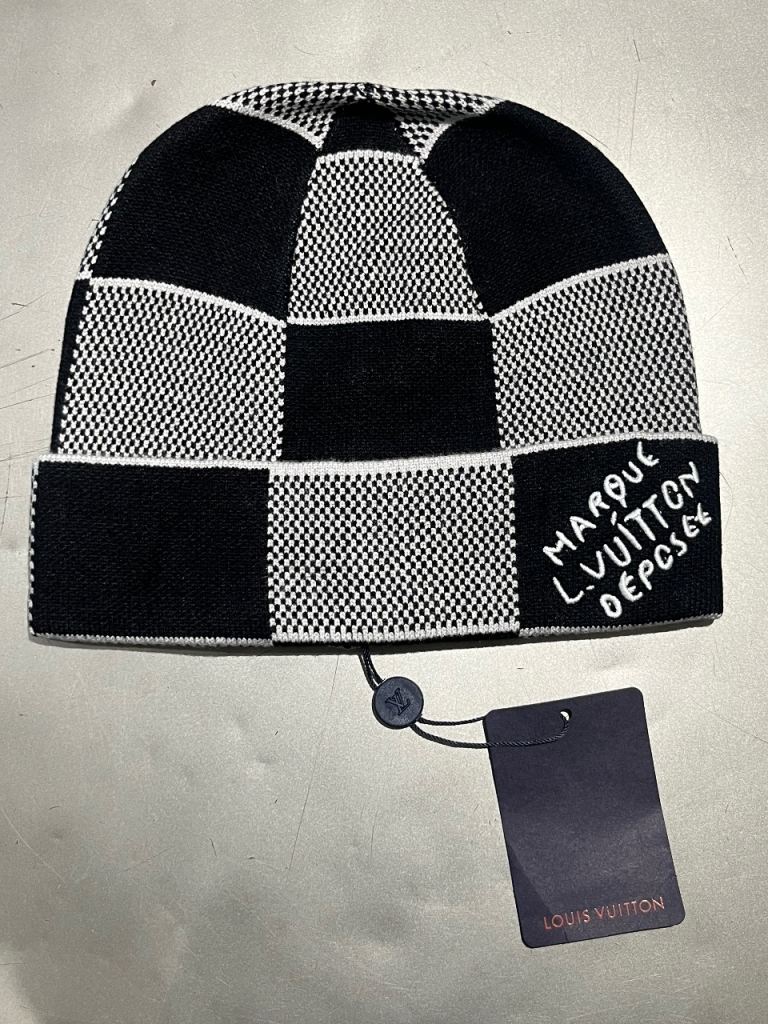 LV Beanie - Black and white