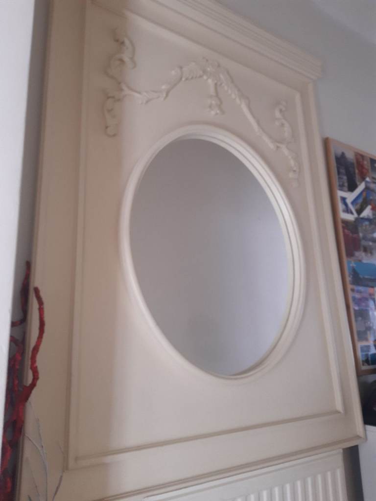 Real wood hand made panel with round mirror