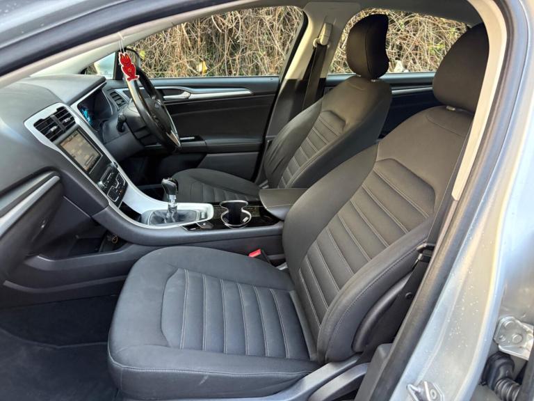 2015 Ford Mondeo 2.0 TDCi ECOnetic Zetec Euro 6 (s/s) 5dr Diesel