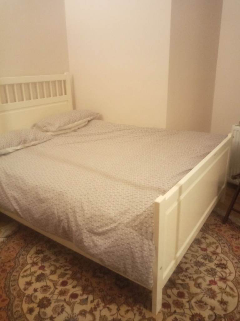 KING SIZED DOUBLE BED 