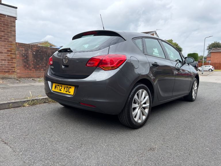 Vauxhall, ASTRA, Hatchback, 2012, Manual, 1398 (cc), 5 doors