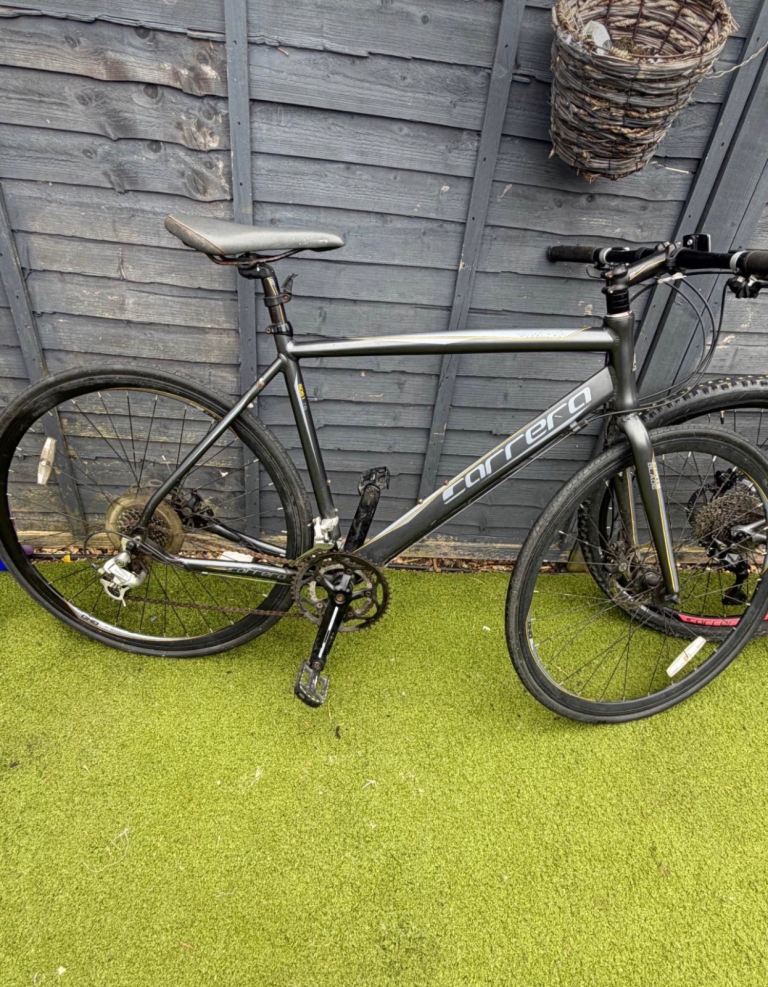 Carrera Gryphon Hybrid bike 2018