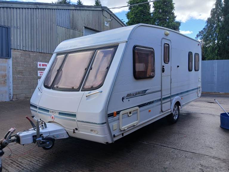 2003 swift fixed bed