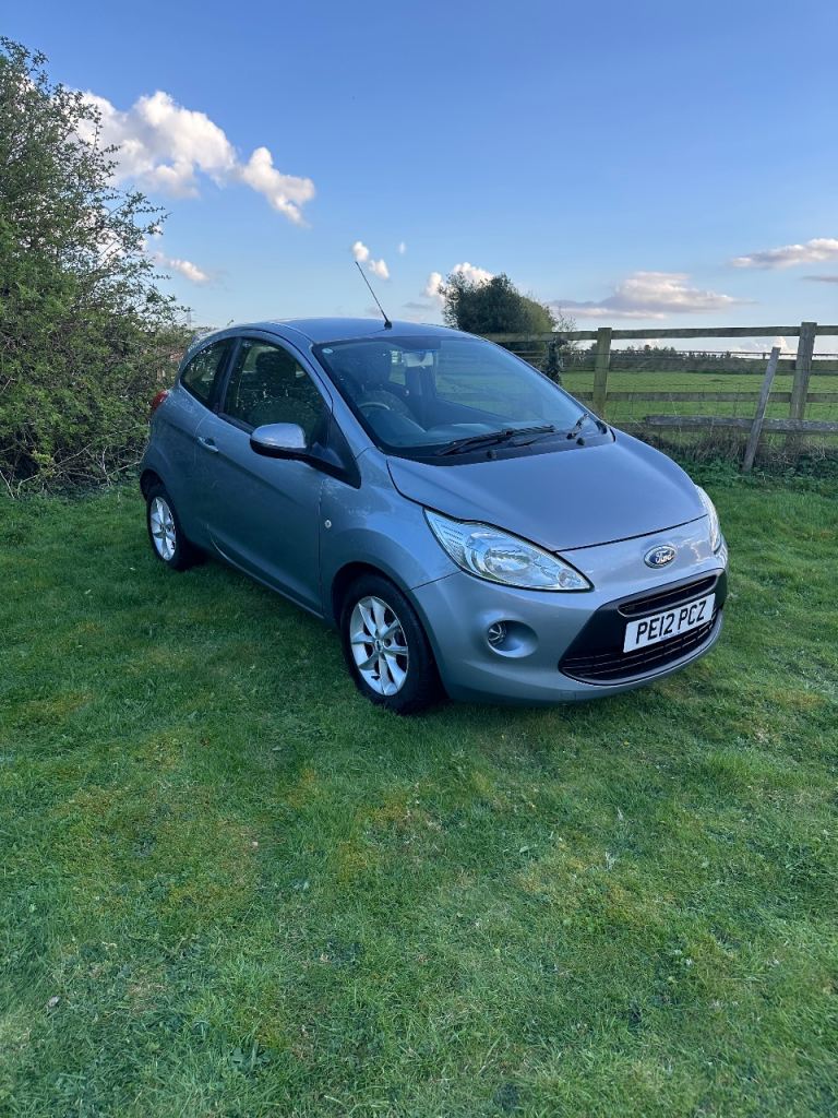 Ford, KA, Hatchback, 2012, Manual, 1242 (cc), 3 doors