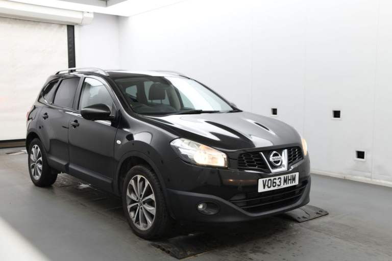 NISSAN QASHQUI+2  4X4 7 SEATER FULL MOT FACTORY BLACK 2013 LOW MILES 