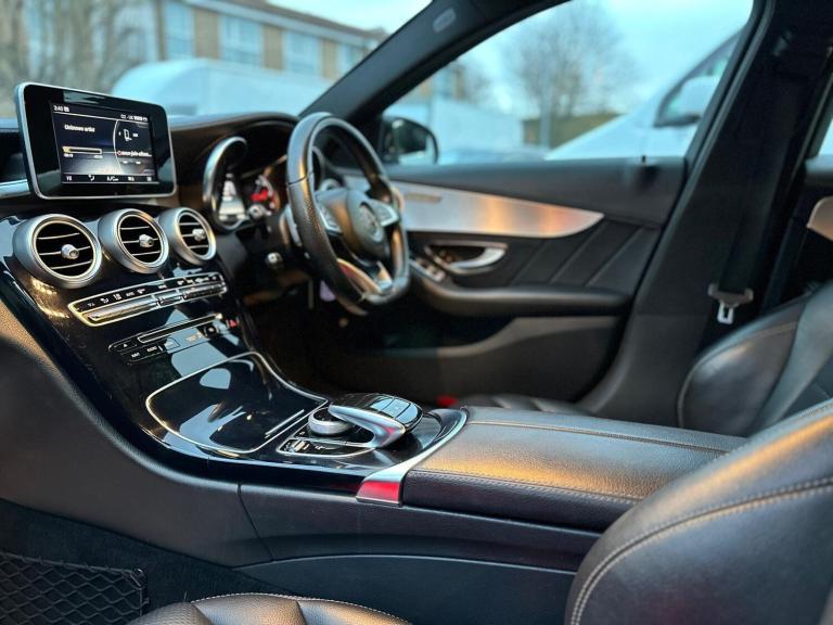 2014 Mercedes-Benz C Class 2.1 C220 BlueTEC AMG Line G-Tronic+ Euro 6 (s/s) 4dr SALOON Diesel Aut...