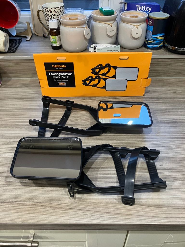 Halfords Universal Fit Towing Mirrors - Brand New