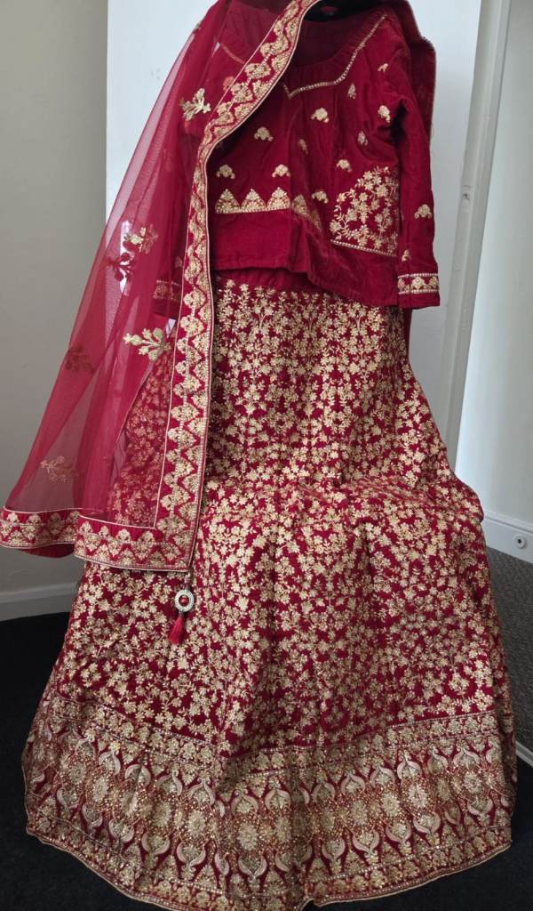 Kashish South Asian Bridal Wedding Dress Lehenga Lenga Red / Maroon and Gold