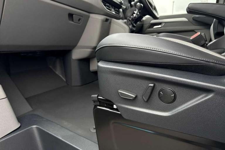 2025 Volkswagen Transporter 2.0 TDI 110 Commerce Pro Van-2 Seats Van DIESEL Manual