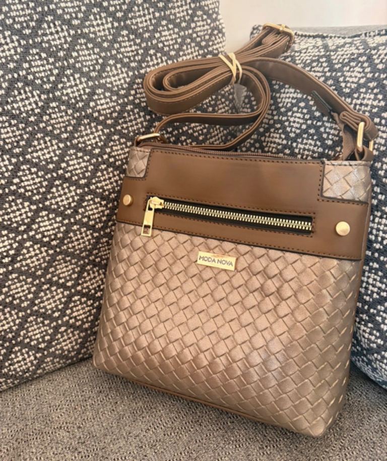 Moda Nova Brown and Gold Shoulder Bag – Good Condition