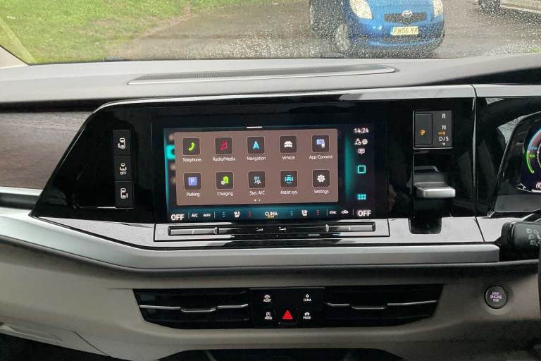 2025 Volkswagen Multivan 1.5 TSI eHybrid Style 5dr 4MOTION DSG People Carrier Hybrid Automatic