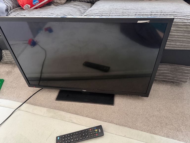32 inch BUSH LED TV 