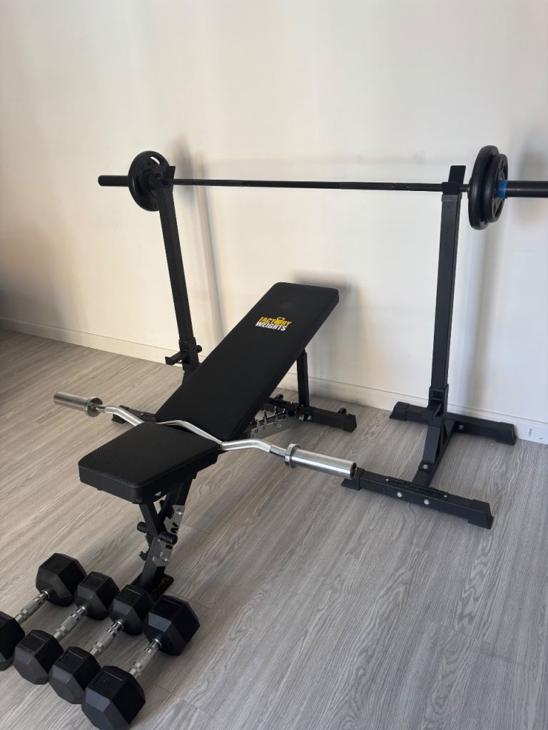 Bench & weights 
