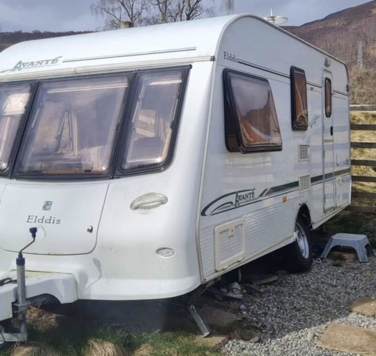 Elddis Avante 524 4 Berth touring caravan