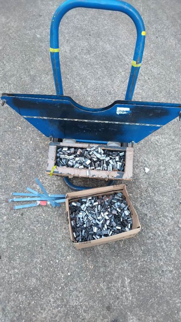 Portable Metal Banding Trolley with Strapping Clips