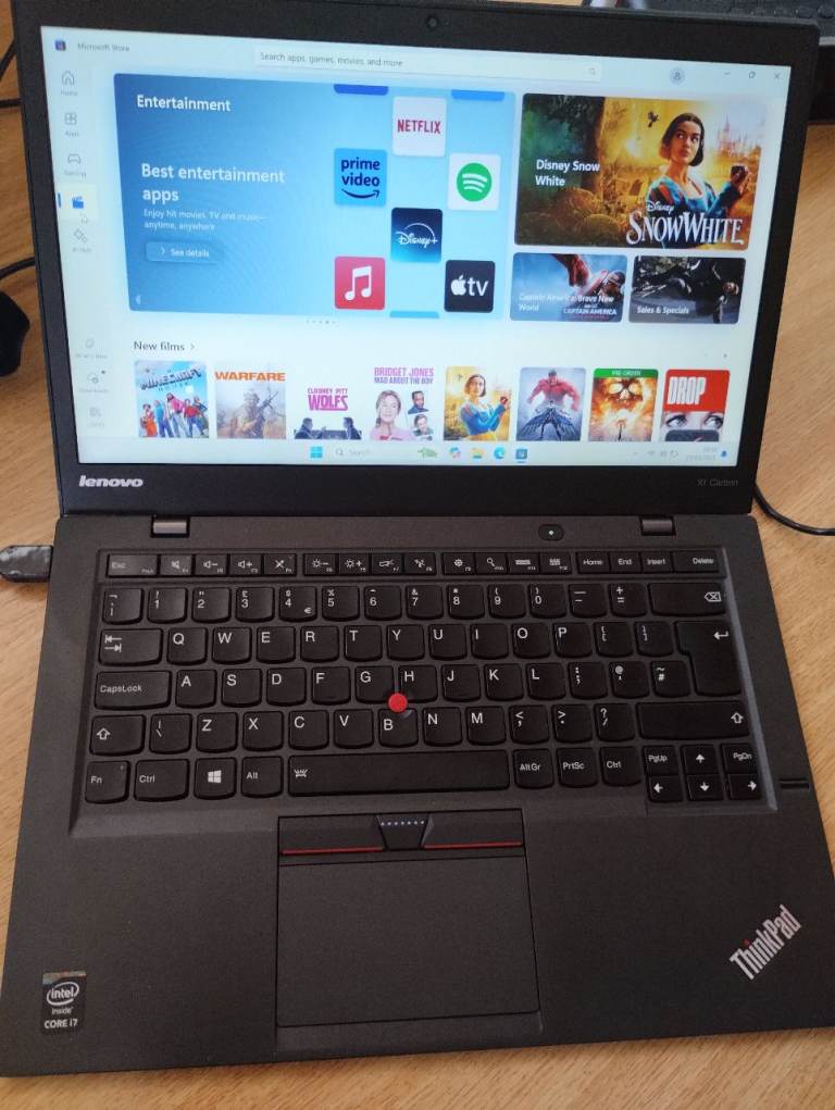i7 laptop. Windows 11,   8GB RAM, i7 CPU, 128GB SSD, WebCam.  Read description. Lenovo X1 Carbon 