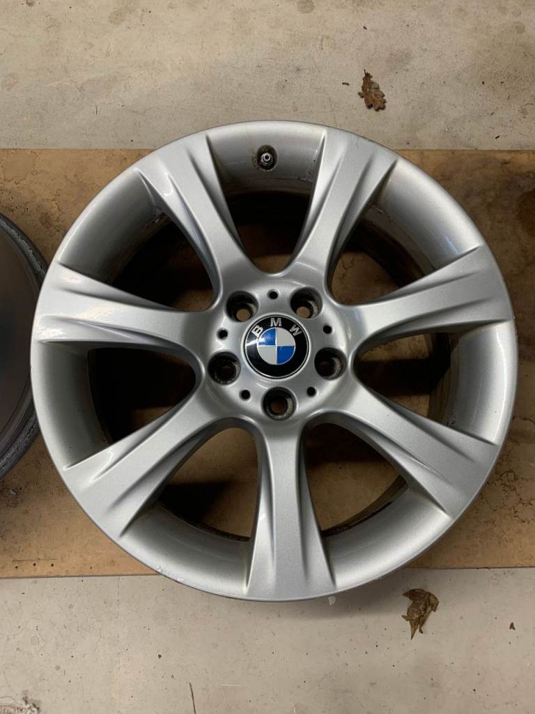 BMW 18 inch alloys