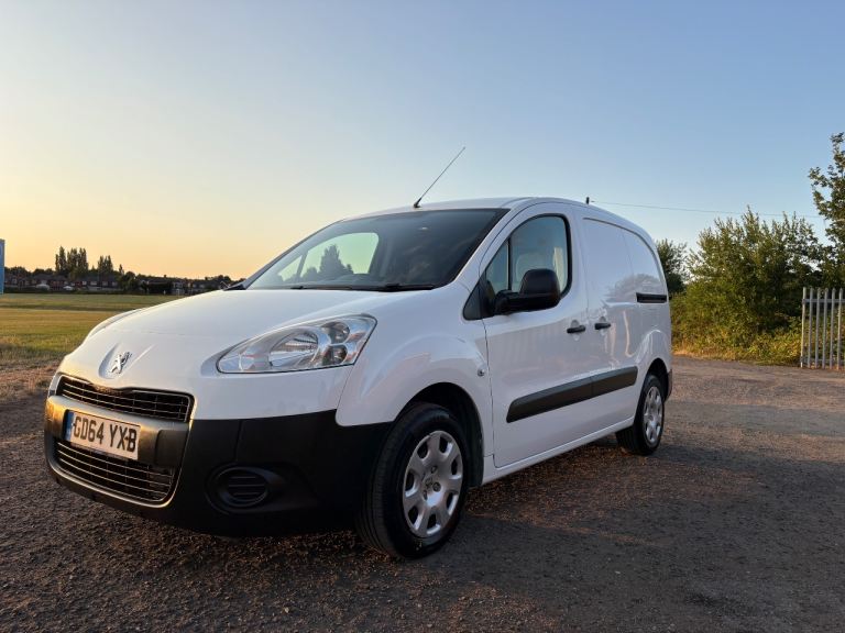 PEUGEOT PARTNER Van 2015 Superb Condition 