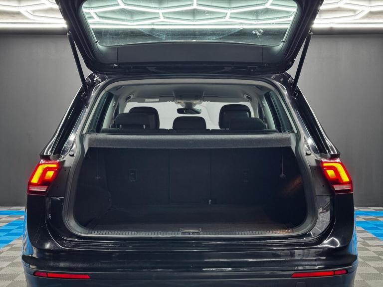 2016 Volkswagen Tiguan 2.0 TDi 150 SE Nav 5dr ESTATE DIESEL Manual