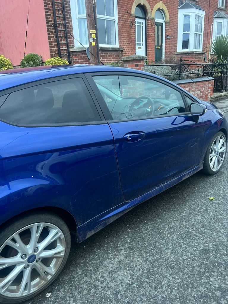 Ford, FIESTA, Hatchback, 2015, Manual, 998 (cc), 3 doors