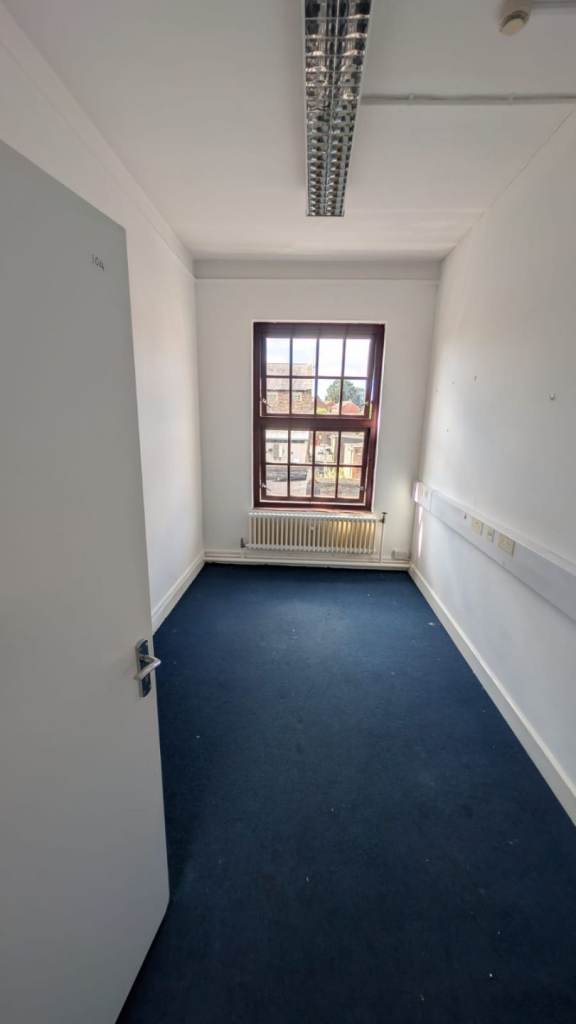 Room to rent