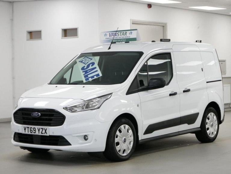 69 FORD TRANSIT CONNECT 1.5 EBL 120 BHP L1 TREND EDITION ( AIR CON / SAT NAV )