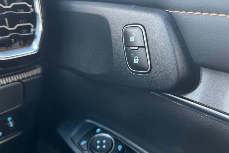 2025 Ford Ranger Wildtrak AUTO 2.0 EcoBlue 205ps 4x4 Double Cab Pick Up, HEATED FRONT SEATS, Pick...