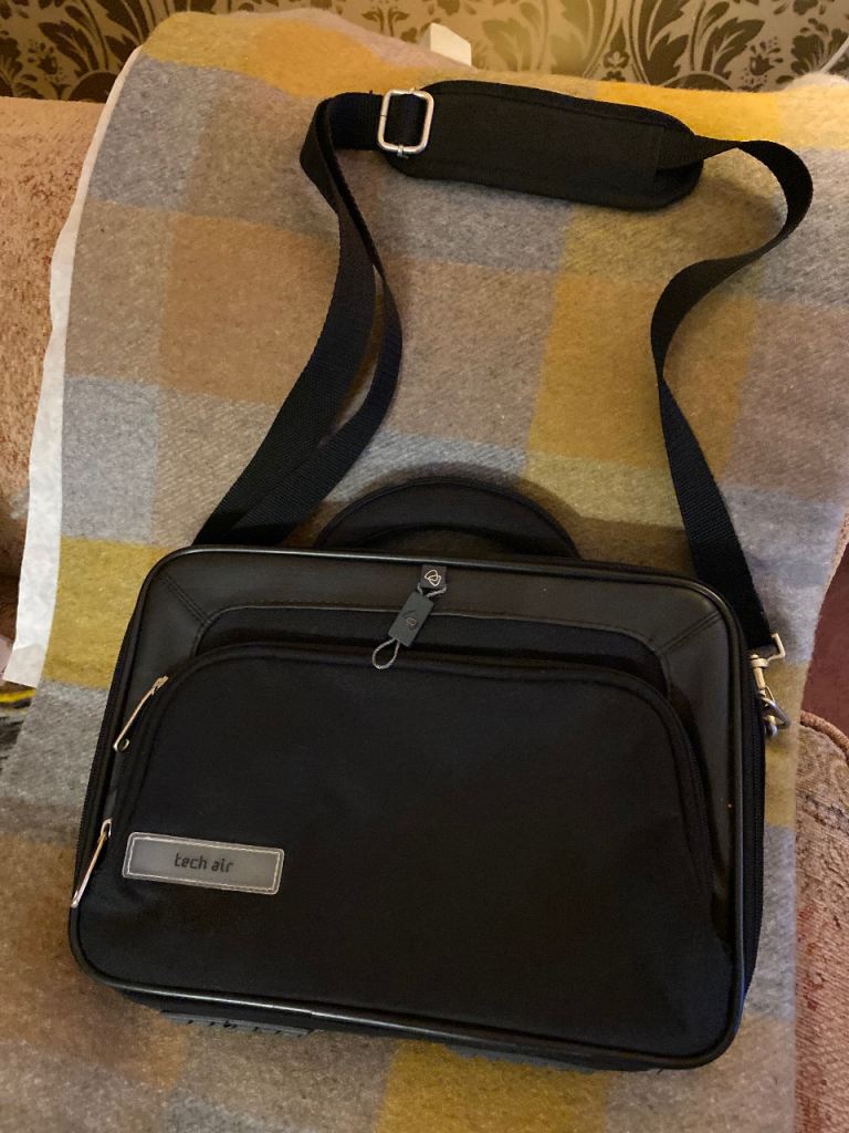 Small Laptop Bag - Tech Air