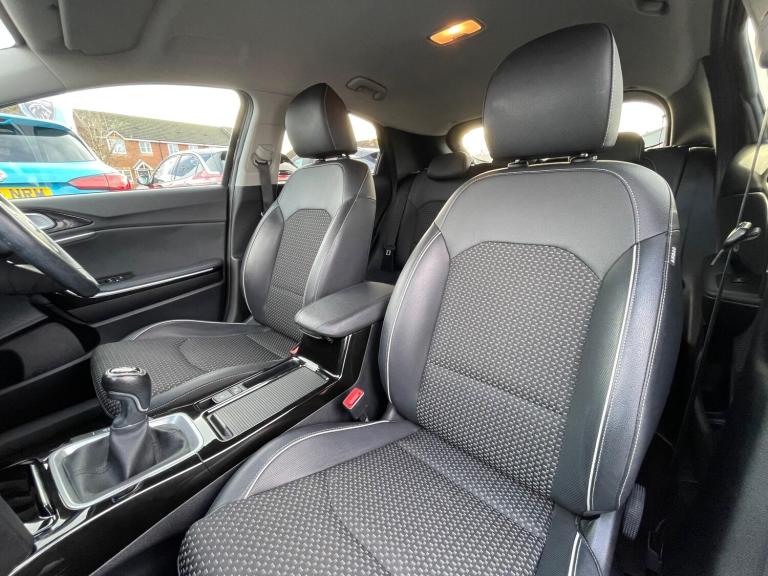 2020 Kia XCeed 1.0 T-GDi 3 Euro 6 (s/s) 5dr HATCHBACK Petrol Manual