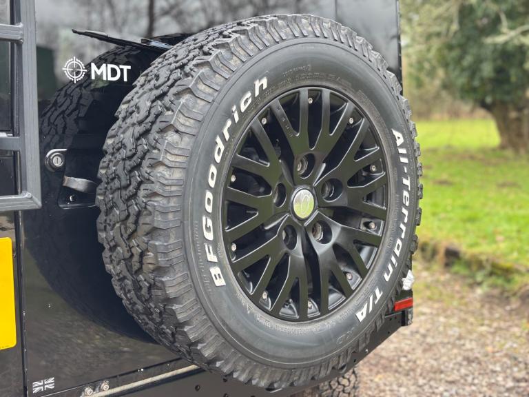 2007 Land Rover Defender 90 2.4 TDCi Puma Black Hard Top 6 Seats RECARO Twisted