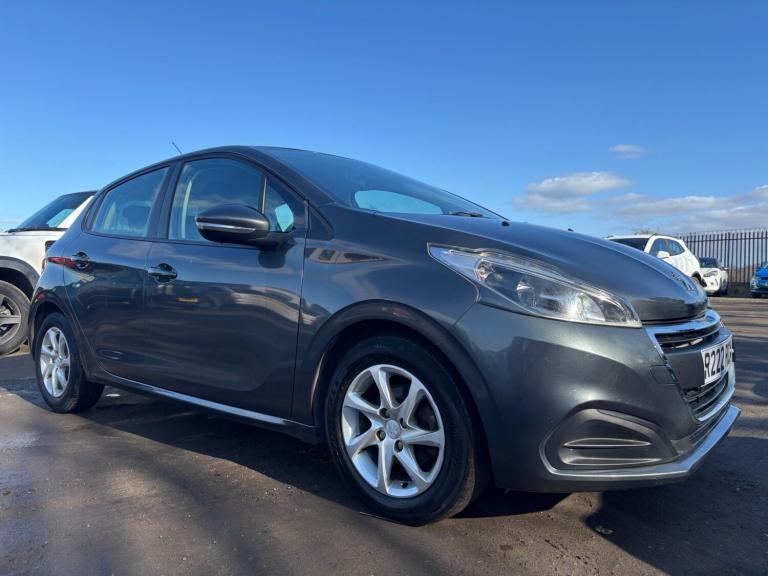 2016 Peugeot 208 1.2 PureTech 82 Active 5dr HATCHBACK Petrol Manual