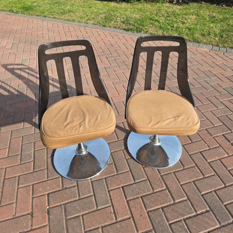 1970s Vintage Dining Chairs x2 Tulip Swivel Plastic-Backed Orange Upholstery Mid-Century